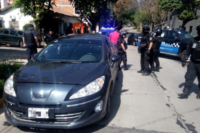 "Politruchos" arrestados en Vicente López