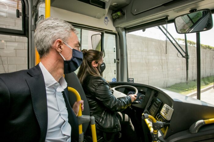 Meoni visitó Tigre y habló sobre los avances en la matriz energética