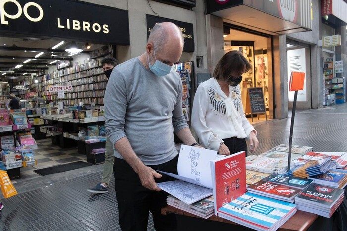 Rodríguez Larreta recorrió las librerías de Avenida Corrientes