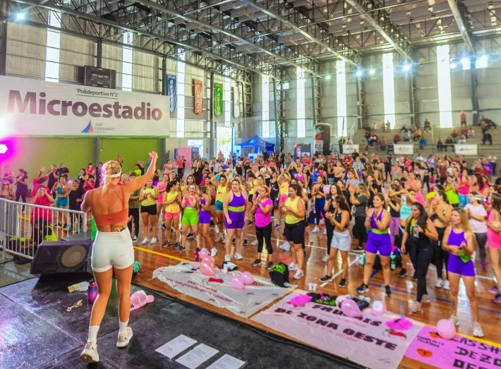 Juli Puente y su "Cardio de la Felicidad" en San Fernando