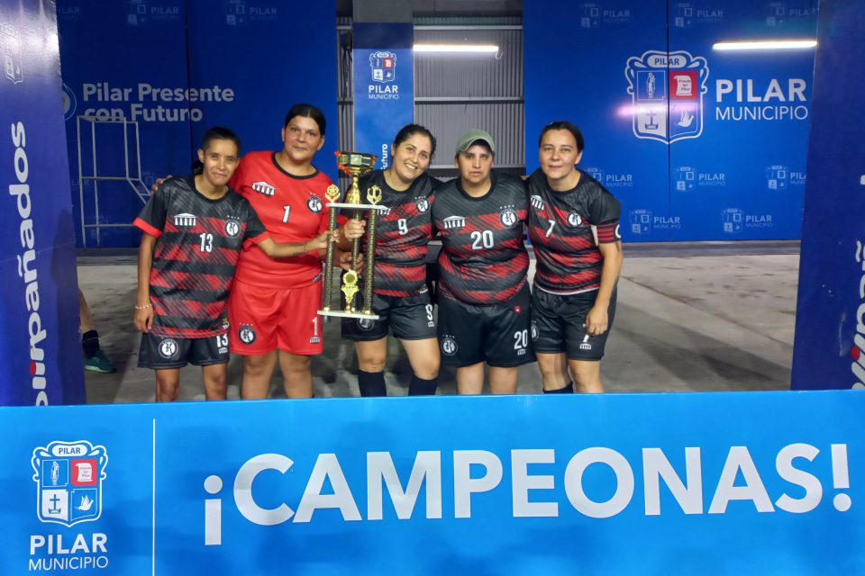 Pilar: Deportivo Katanes, campeón ideal del Futsal Miss 30