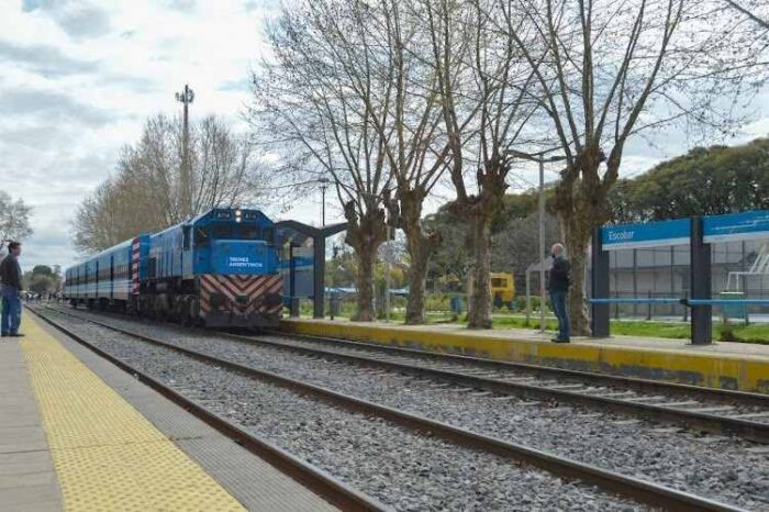Trenes Argentinos suma un nuevo Servicio local Villa Ballester - Escobar